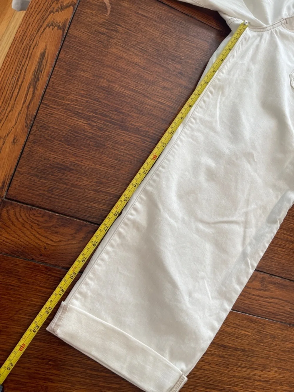 LOGO by Lori Goldstein Cream Boyfriend Cropped Utility Cargo Jeans 12Petite